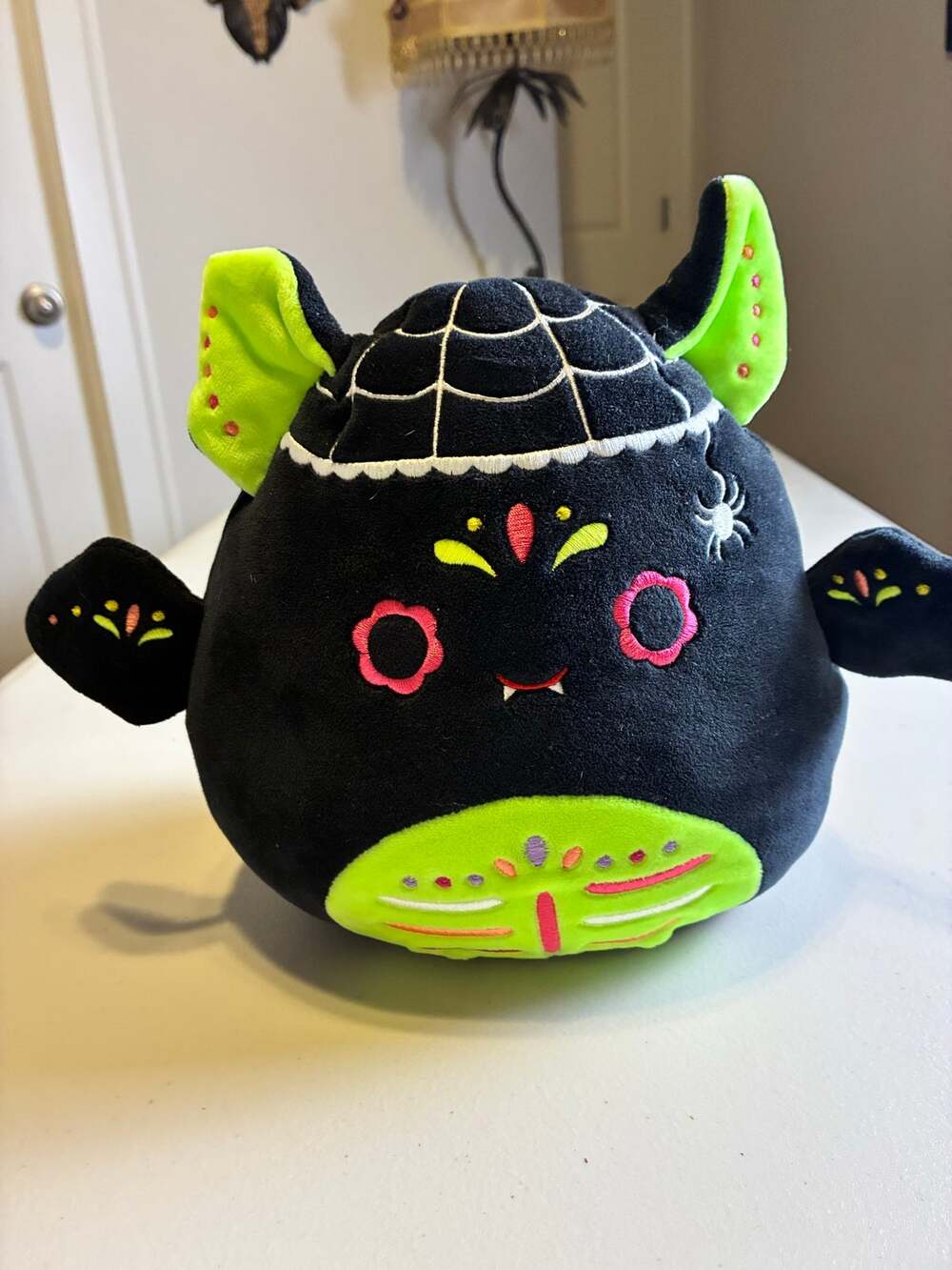 Squishmallows Halloween Bat Plush Sugar Skull Spiderweb Black Green 8" Stuffed